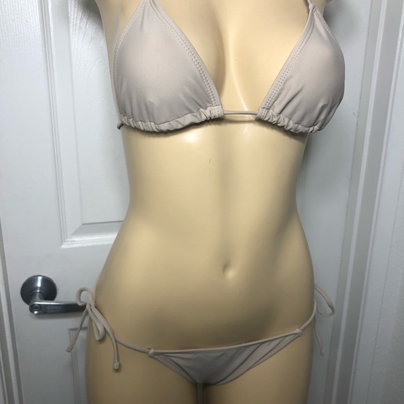 Bikini 👙 - Picture 2 of 6